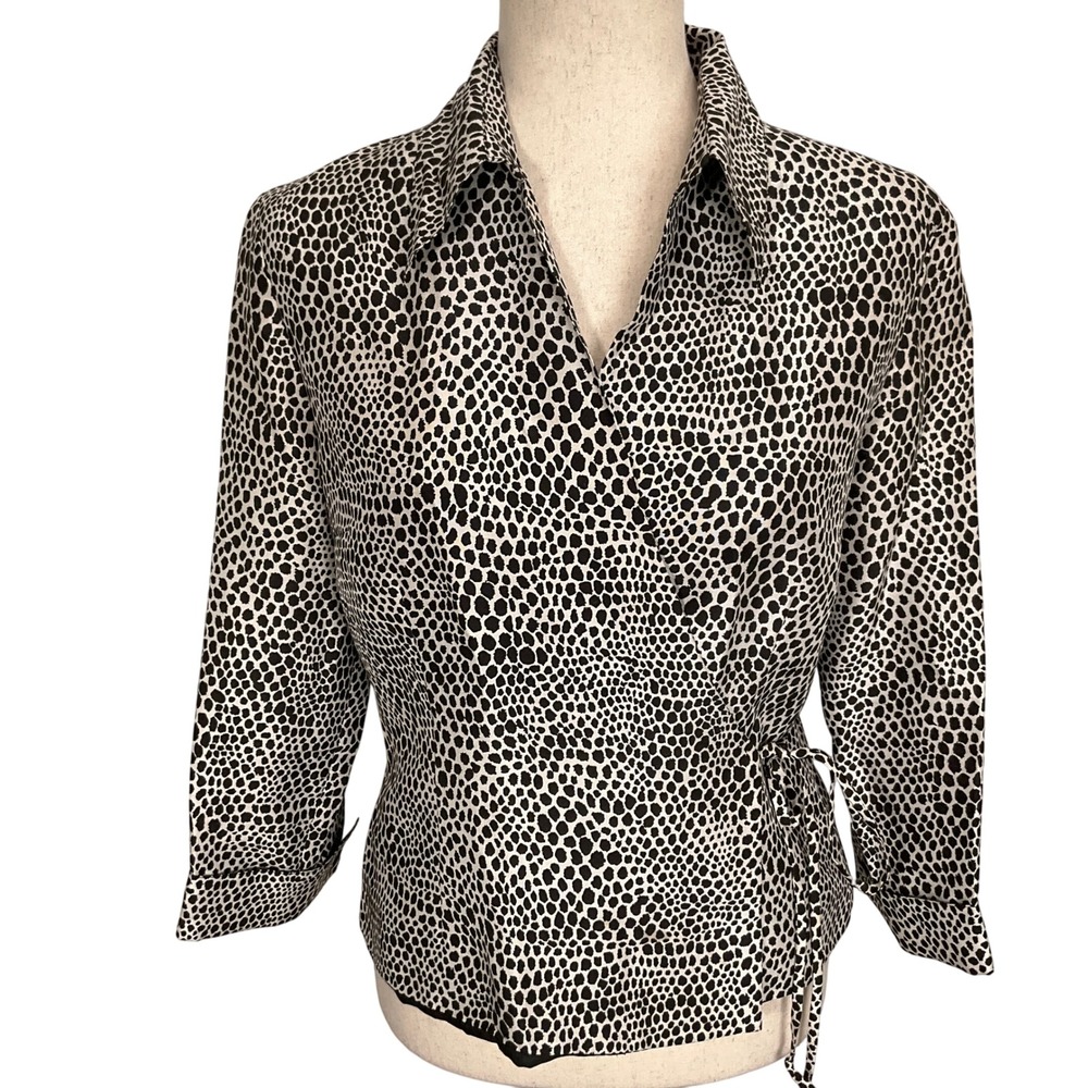 ICE Silk Blouse Womens Medium Black White Animal Print Wrap Lightweigt Lined
